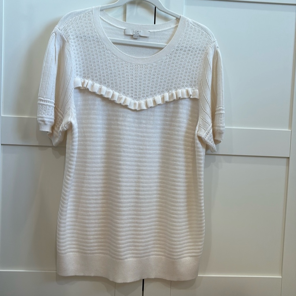 LOFT Plus size cream short sleeve sweater size 16/18